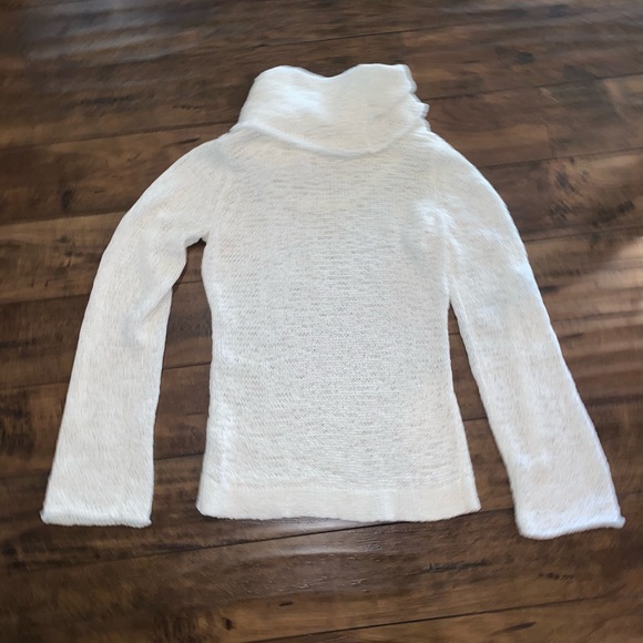 Threads by Sax Fifth Avenue cowl neck sweater - Picture 9 of 9